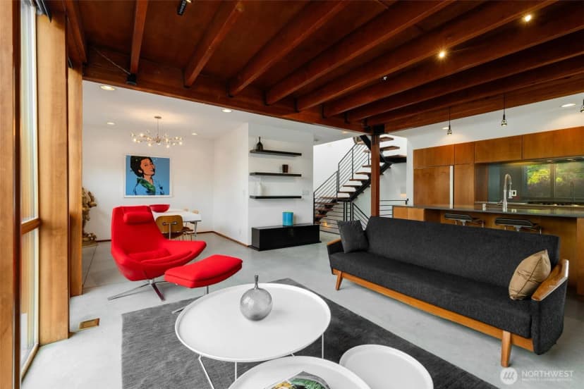 Property photo for 209 12th Ave E, Seattle photo 14
