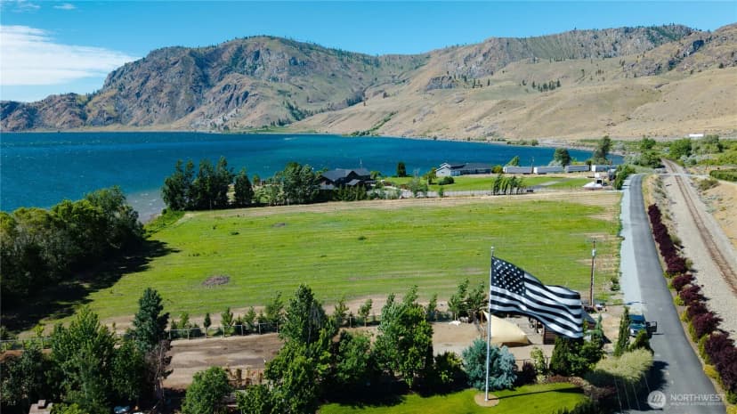 Property photo for 1 Stennes Drive, Pateros photo 16