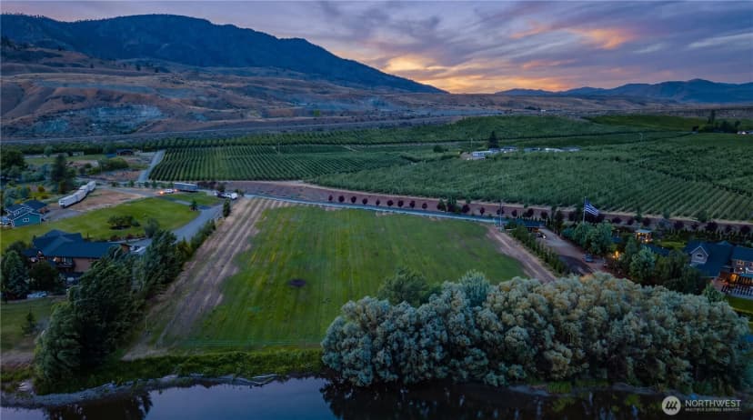 Property photo for 2 Stennes Drive, Pateros photo 6