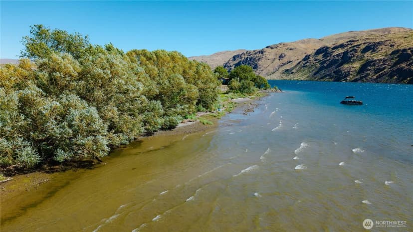 Property photo for 2 Stennes Drive, Pateros photo 25