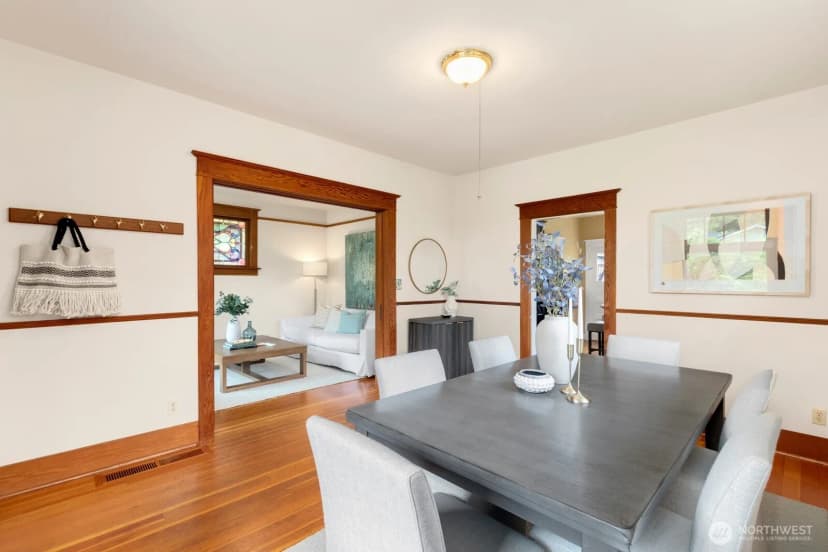 Property photo for 4611 34th Avenue W, Seattle photo 10