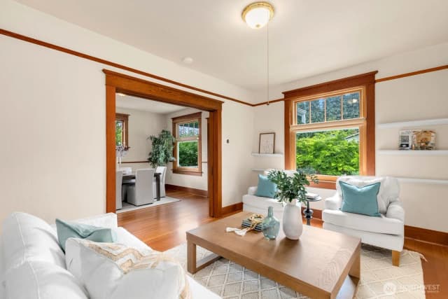 Property photo for 4611 34th Avenue W, Seattle photo 5