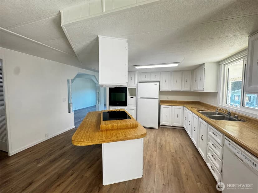 Property photo for 111 Dryke Road #27, Sequim photo 12
