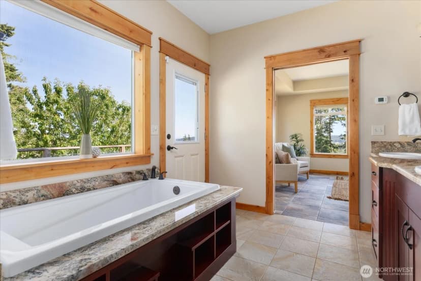 Property photo for 343 Olympic Bay Lane, Oak Harbor photo 20