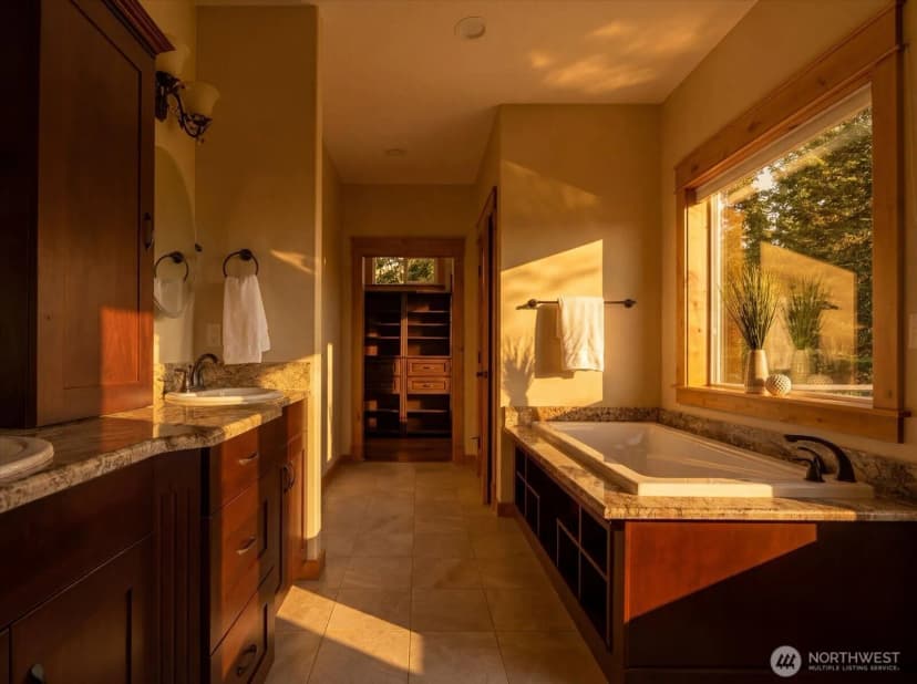 Property photo for 343 Olympic Bay Lane, Oak Harbor photo 21