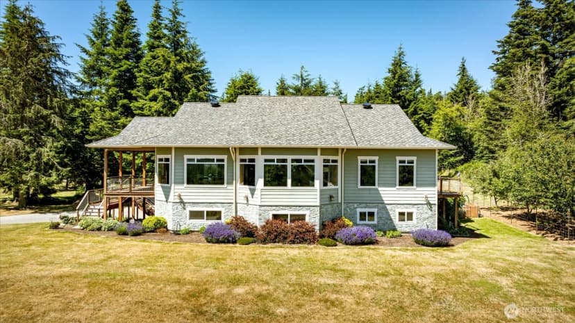 Property photo for 343 Olympic Bay Lane, Oak Harbor photo 29