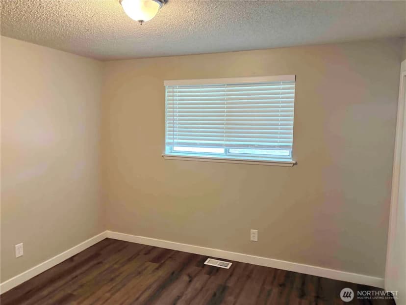 Property photo for 26454 170th Avenue Se, Covington photo 13