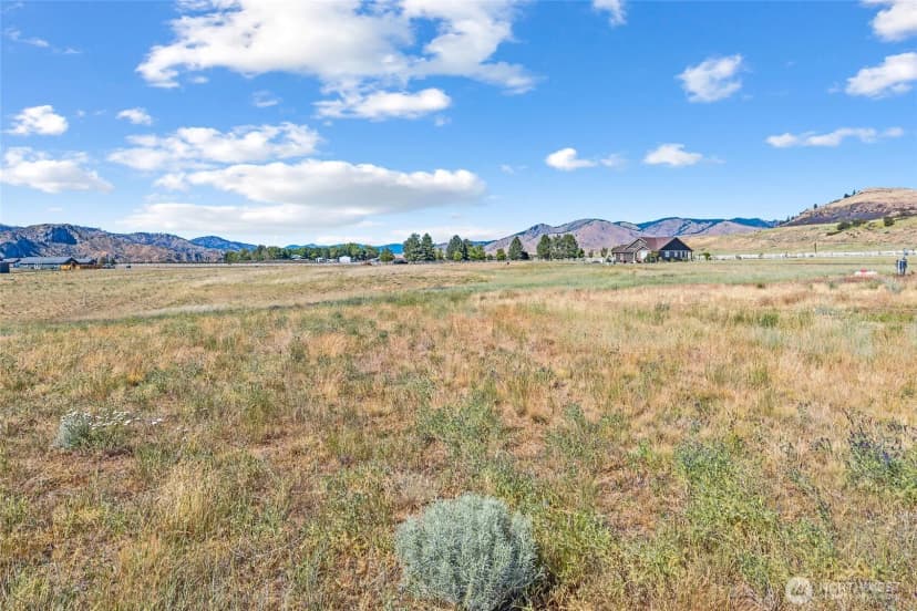 Property photo for 44290 Sanpoil N, Wilbur photo 10