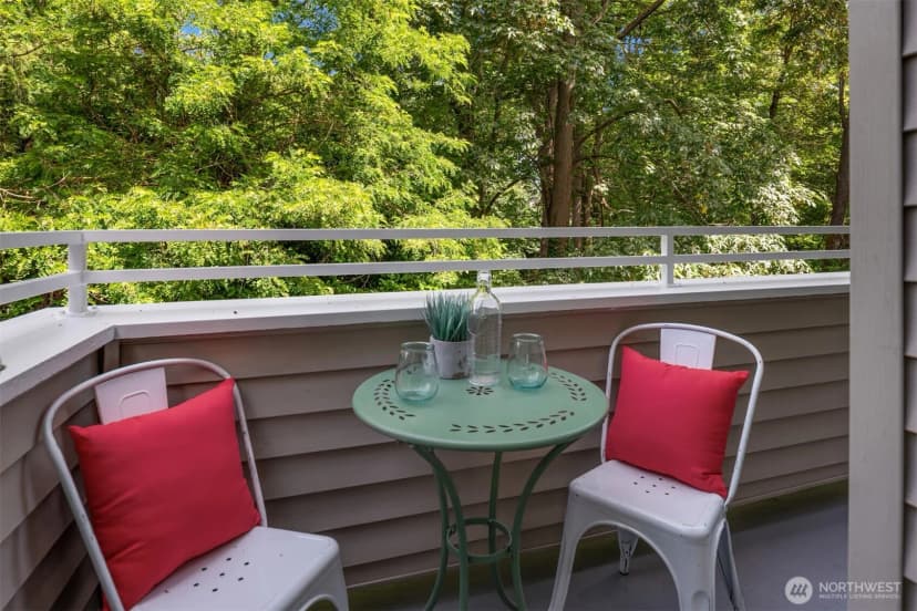 Property photo for 3302 W Government Way #unit A, Seattle photo 8