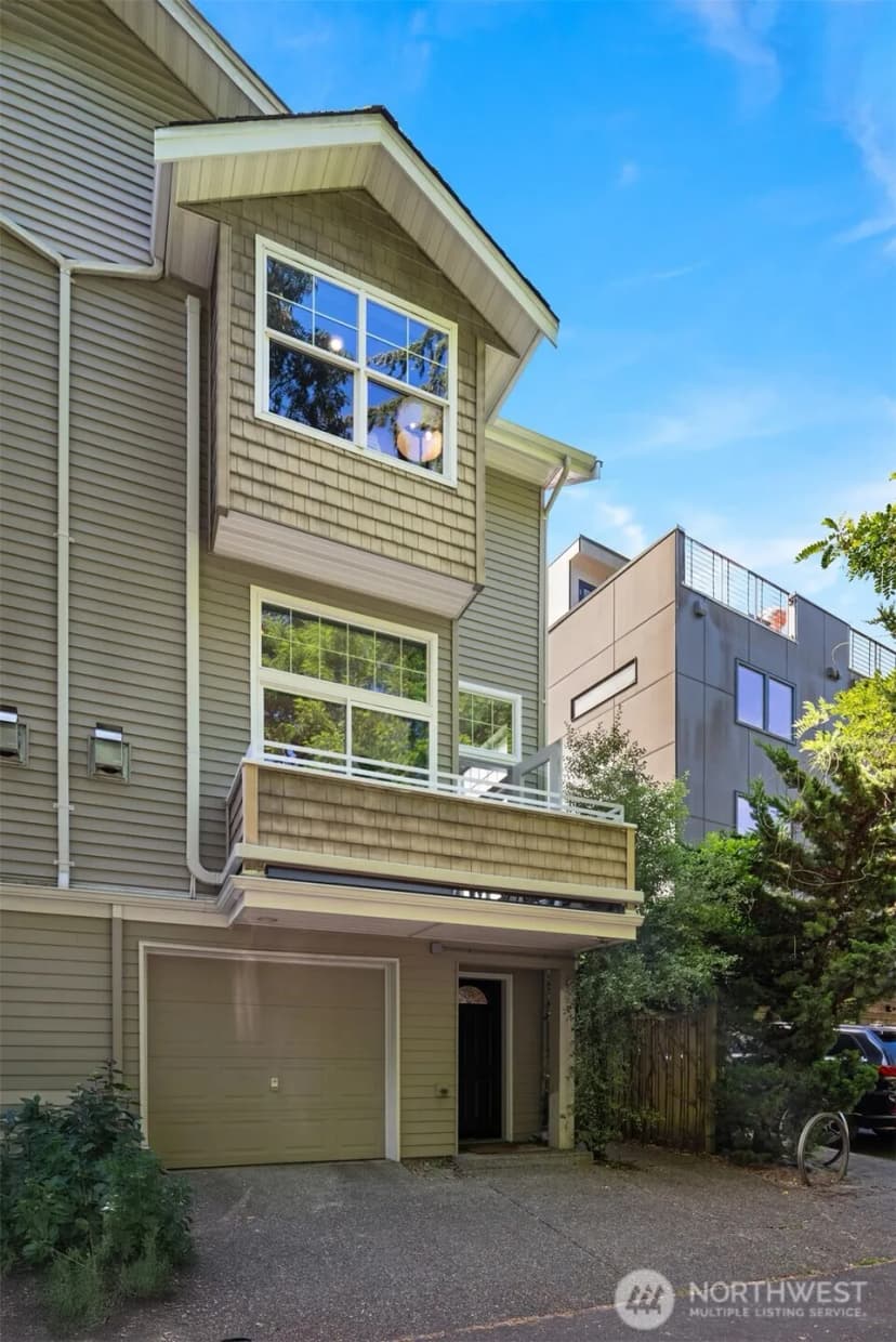 Property photo for 3302 W Government Way #unit A, Seattle photo 31