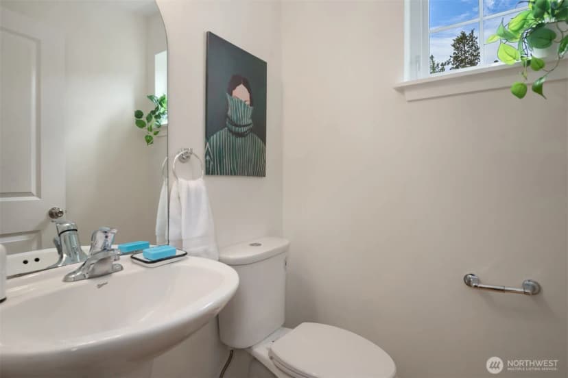 Property photo for 3302 W Government Way #unit A, Seattle photo 18