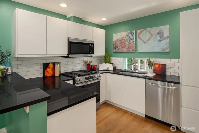 Property photo for 3302 W Government Way #unit A, Seattle photo 15