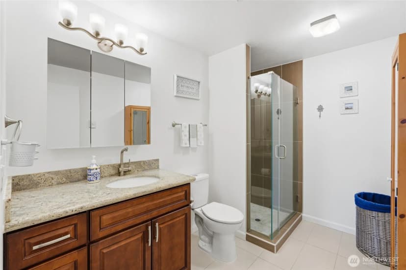 Property photo for 6918 Woodlands Way #9, Arlington photo 4
