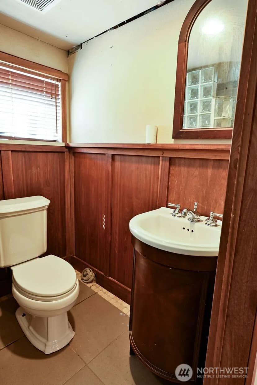 Property photo for 14323 12th Avenue Sw, Burien photo 17