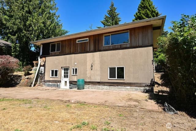 Property photo for 14323 12th Avenue Sw, Burien photo 5