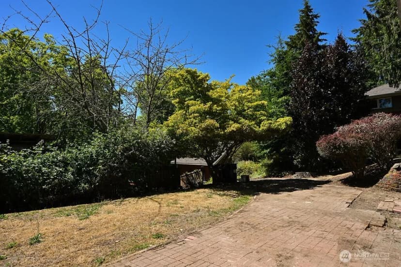 Property photo for 14323 12th Avenue Sw, Burien photo 6