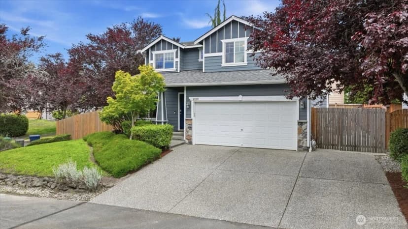 Property photo for 18319 8th Drive Se, Bothell photo 2