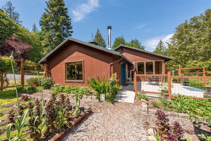 Property photo for 477 Glass Road, Port Angeles photo 32