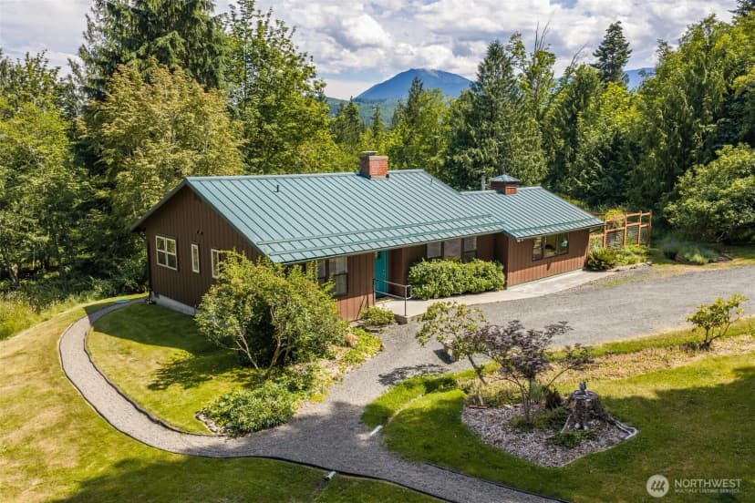 Property photo for 477 Glass Road, Port Angeles