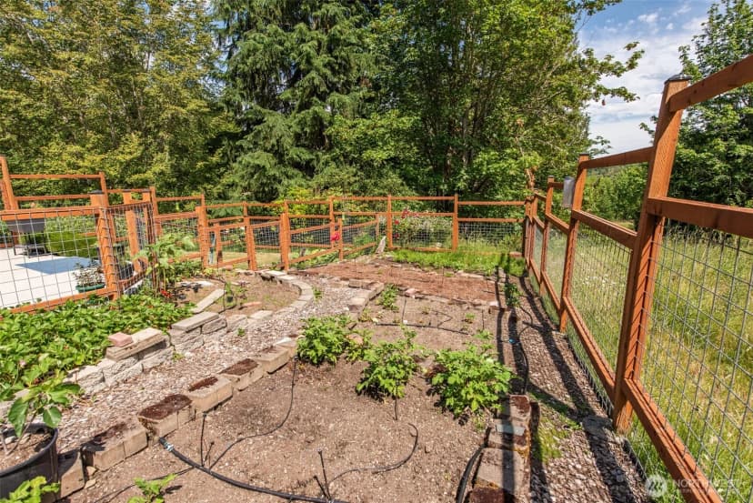 Property photo for 477 Glass Road, Port Angeles photo 33