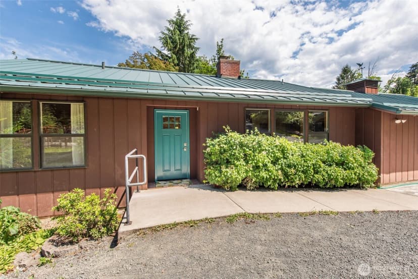 Property photo for 477 Glass Road, Port Angeles photo 8