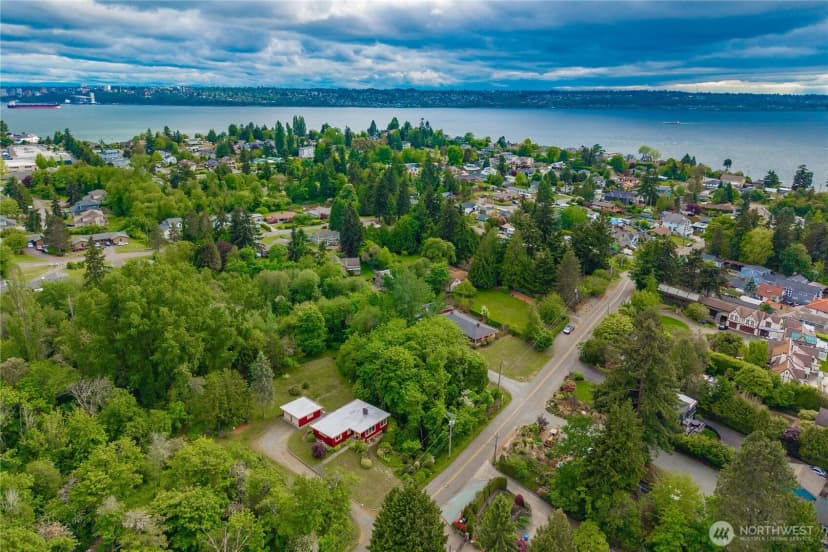 Property photo for 5445 Hyada Boulevard Ne, Tacoma photo 13