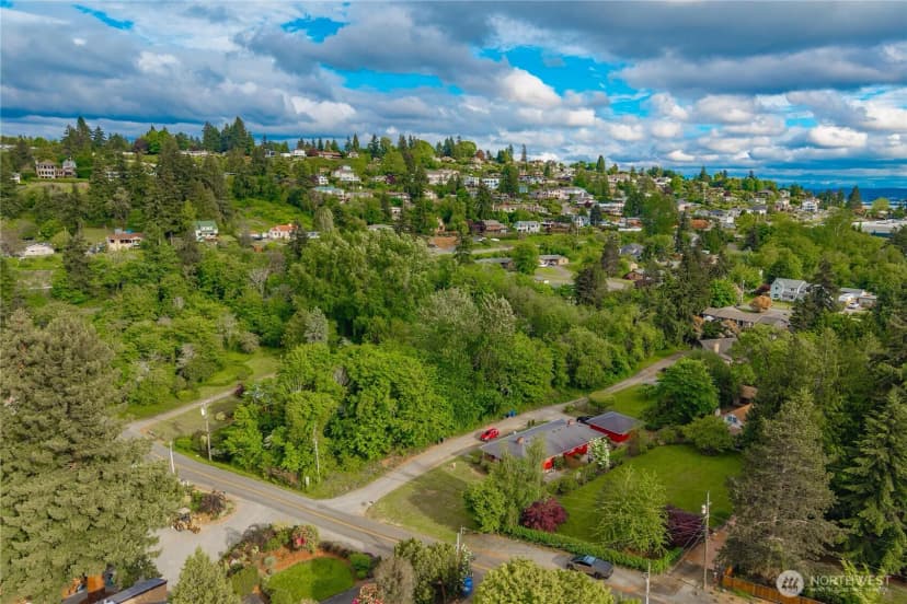 Property photo for 5445 Hyada Boulevard Ne, Tacoma photo 12