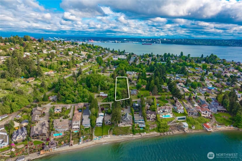 Property photo for 5445 Hyada Boulevard Ne, Tacoma photo 5