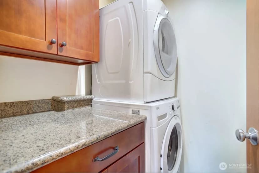 Property photo for 4030 26th Avenue W, Seattle photo 23