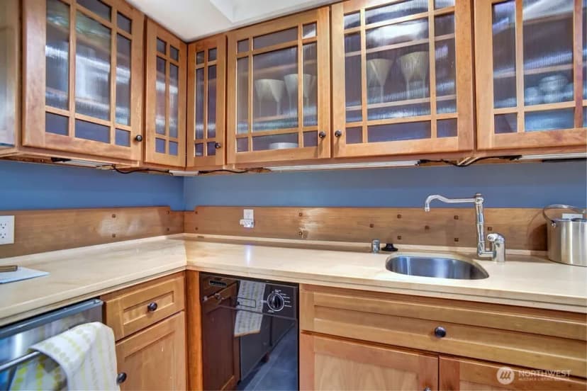 Property photo for 4030 26th Avenue W, Seattle photo 20