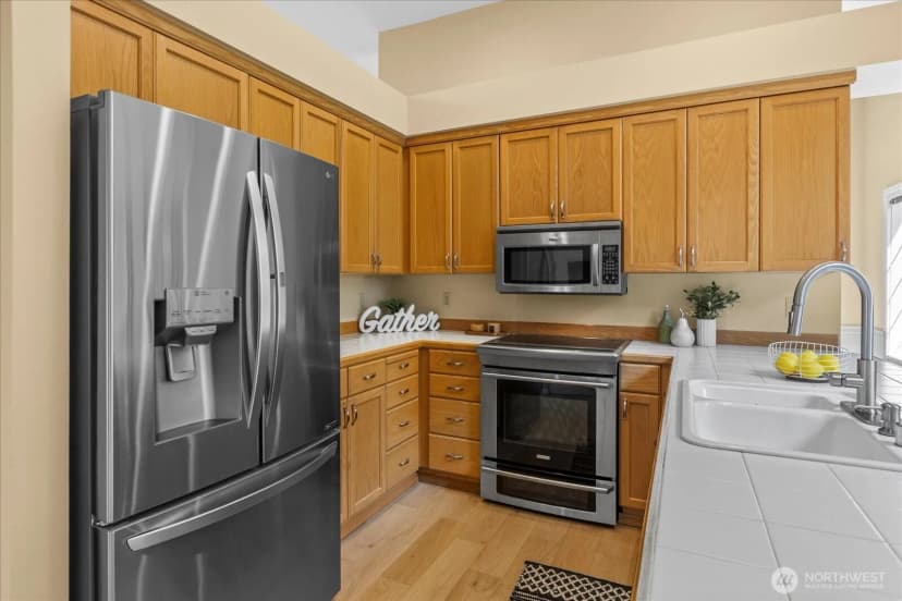 Property photo for 14411 12th Drive Se, Mill Creek photo 10