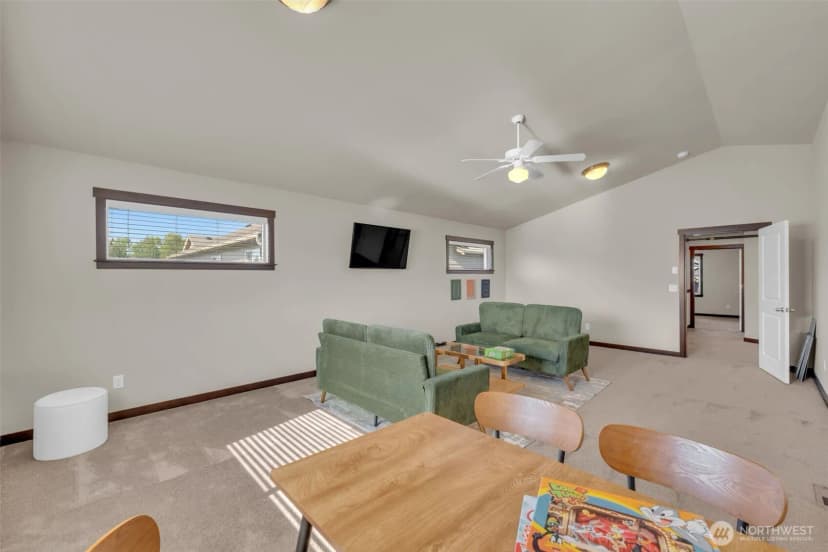 Property photo for 17732 82nd Drive Ne, Arlington photo 34