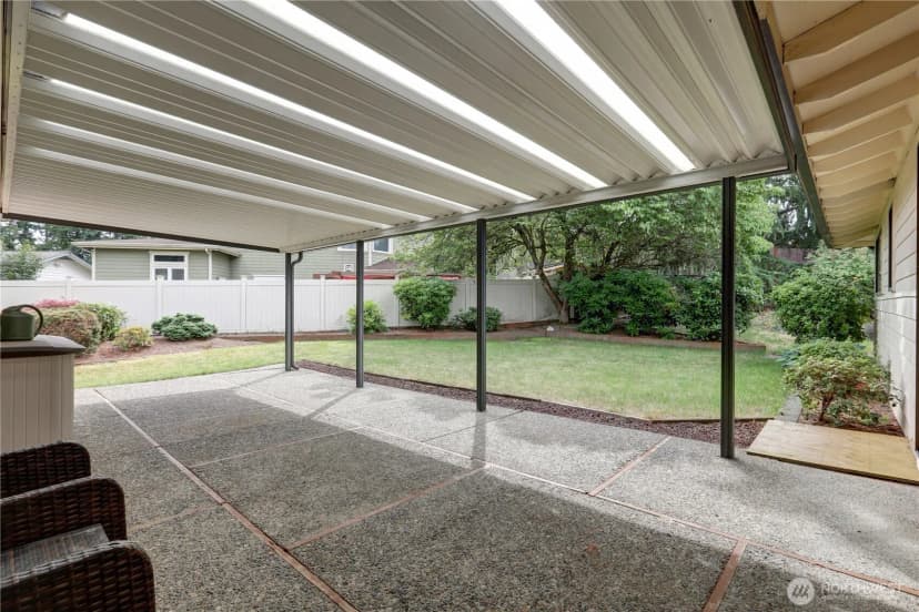 Property photo for 16724 Ne 22nd Street, Bellevue photo 28