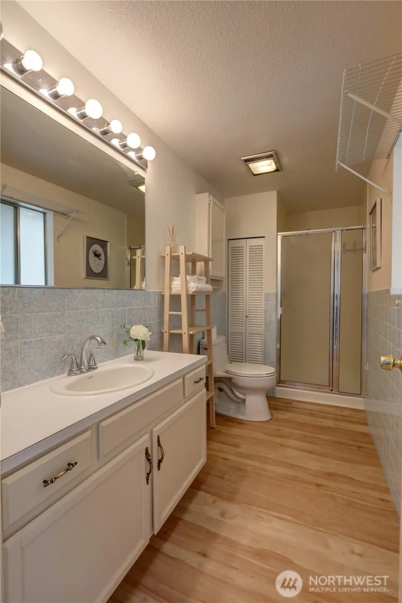 Property photo for 16724 Ne 22nd Street, Bellevue photo 25