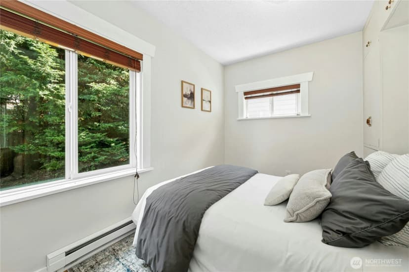 Property photo for 10932 Vashon Hwy Sw, Vashon photo 16