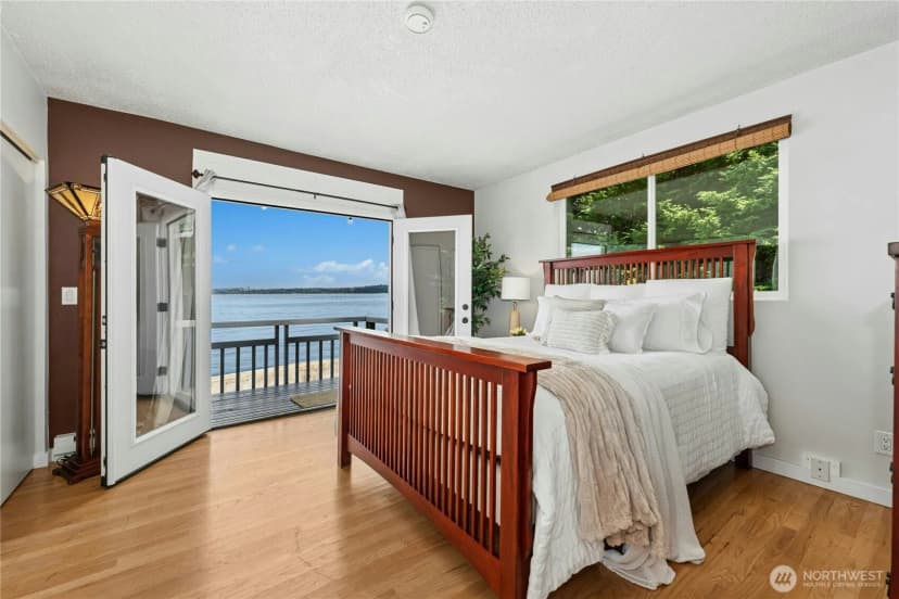 Property photo for 10932 Vashon Hwy Sw, Vashon photo 14