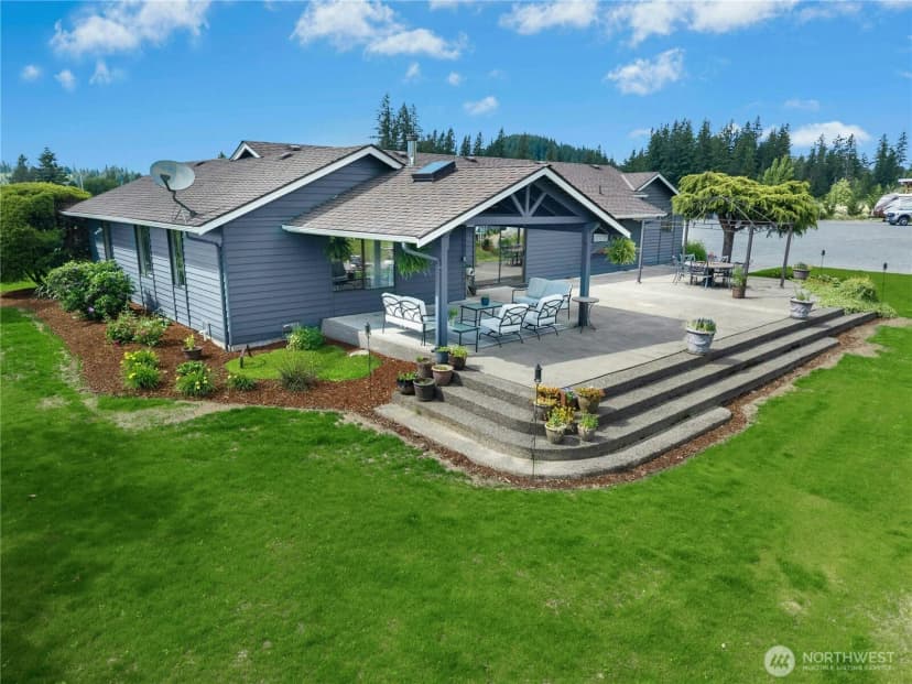 Property photo for 41218 292nd Way Se, Enumclaw photo 2