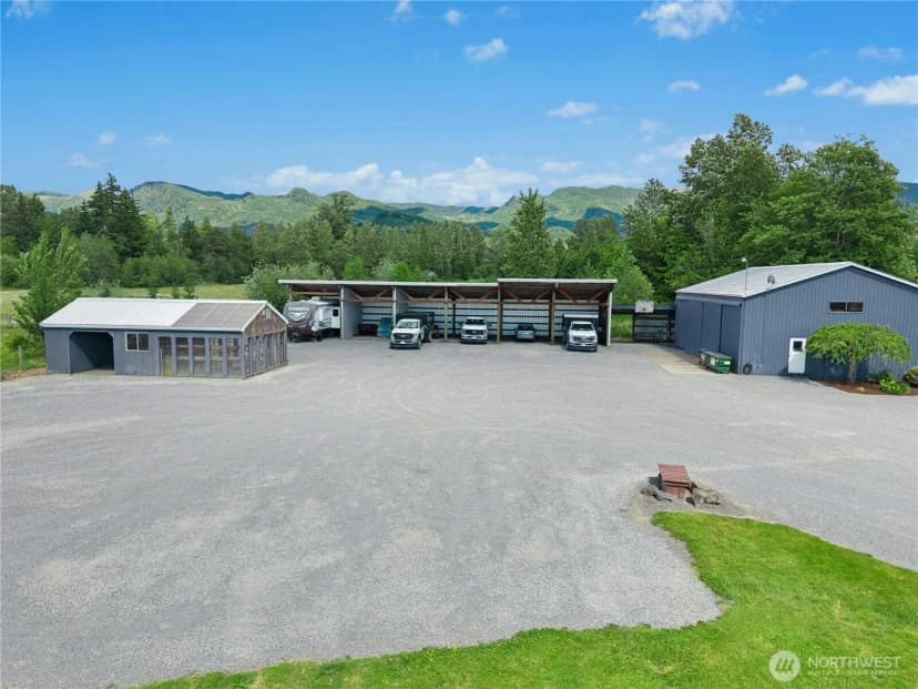 Property photo for 41218 292nd Way Se, Enumclaw photo 4