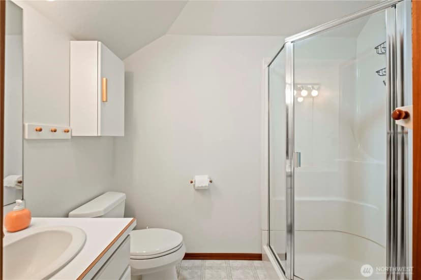 Property photo for 419 212th Avenue Ne, Sammamish photo 18