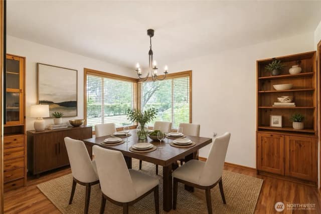 Property photo for 419 212th Avenue Ne, Sammamish photo 3