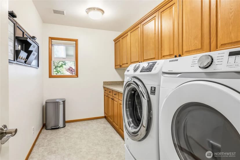 Property photo for 15153 Sunrise Drive Ne, Bainbridge Island photo 21