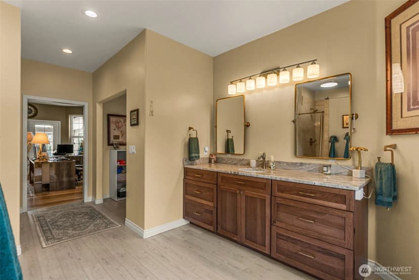 Property photo for 2286 Grand Avenue, East Wenatchee photo 21
