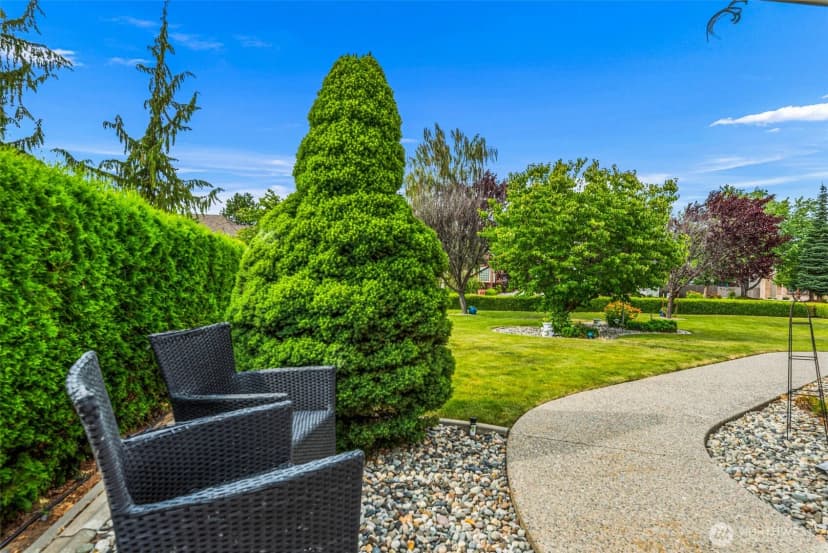 Property photo for 2286 Grand Avenue, East Wenatchee photo 34