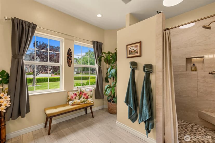 Property photo for 2286 Grand Avenue, East Wenatchee photo 20