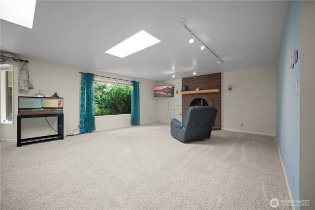 Property photo for 1781 Ne 11th Avenue, Oak Harbor photo 3