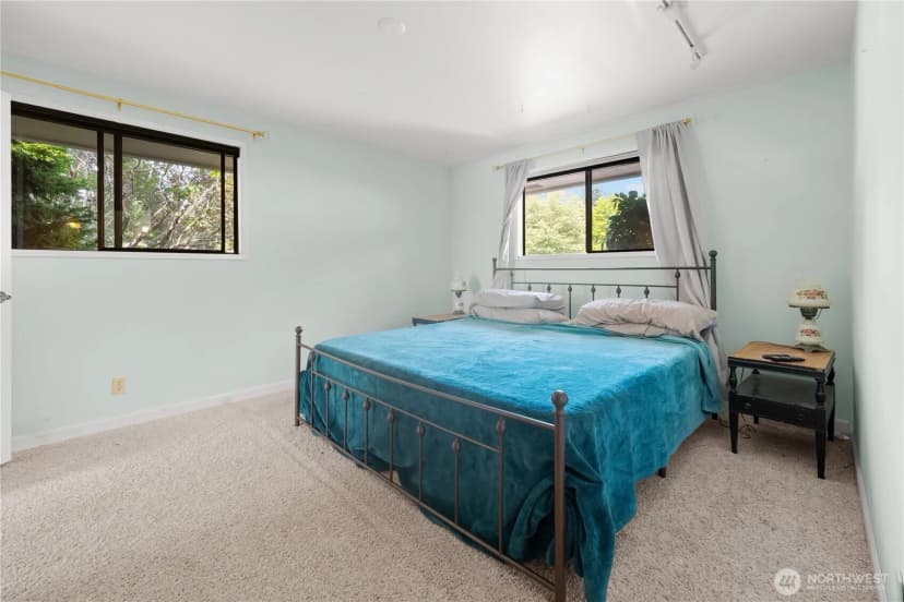 Property photo for 1781 Ne 11th Avenue, Oak Harbor photo 8