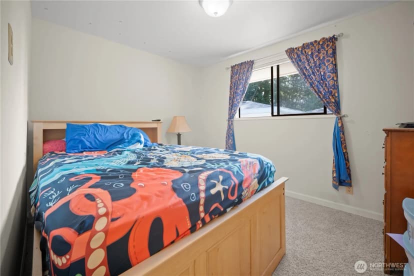 Property photo for 1781 Ne 11th Avenue, Oak Harbor photo 18