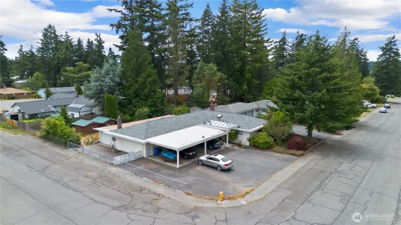 Property photo for 1781 Ne 11th Avenue, Oak Harbor photo 32