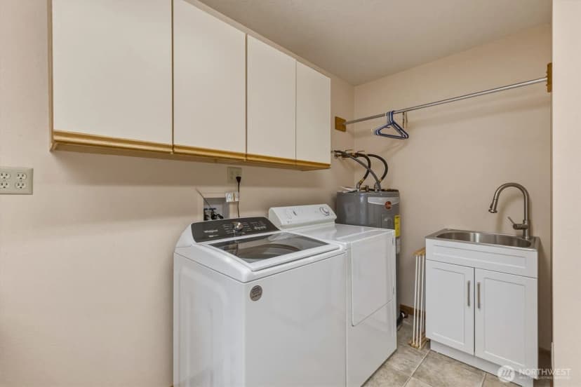 Property photo for 299 Cedar Lane, Longview photo 10