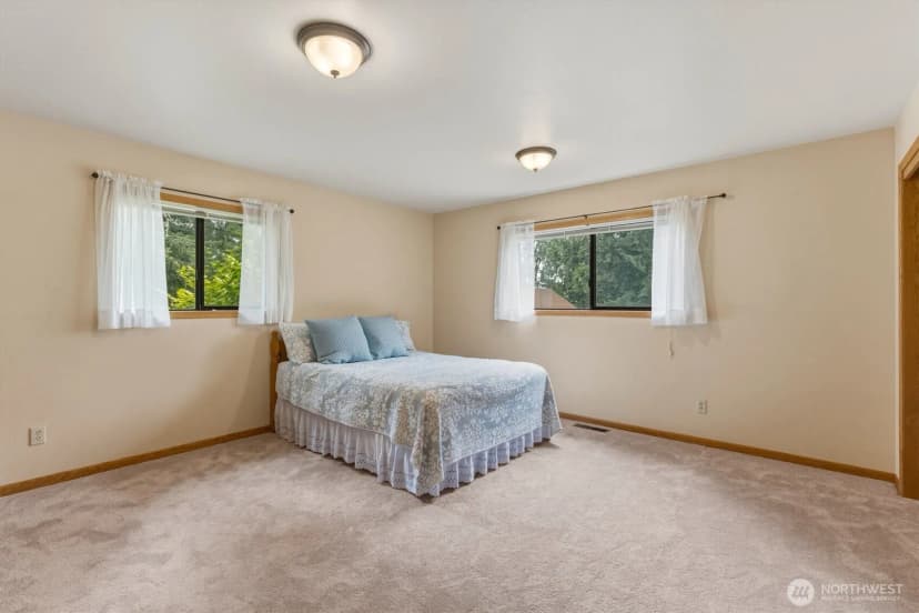 Property photo for 299 Cedar Lane, Longview photo 27